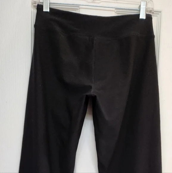 FREE w/ Bundle Purchase of 2 or more items! EUC Nike Leggings - Picture 6 of 7